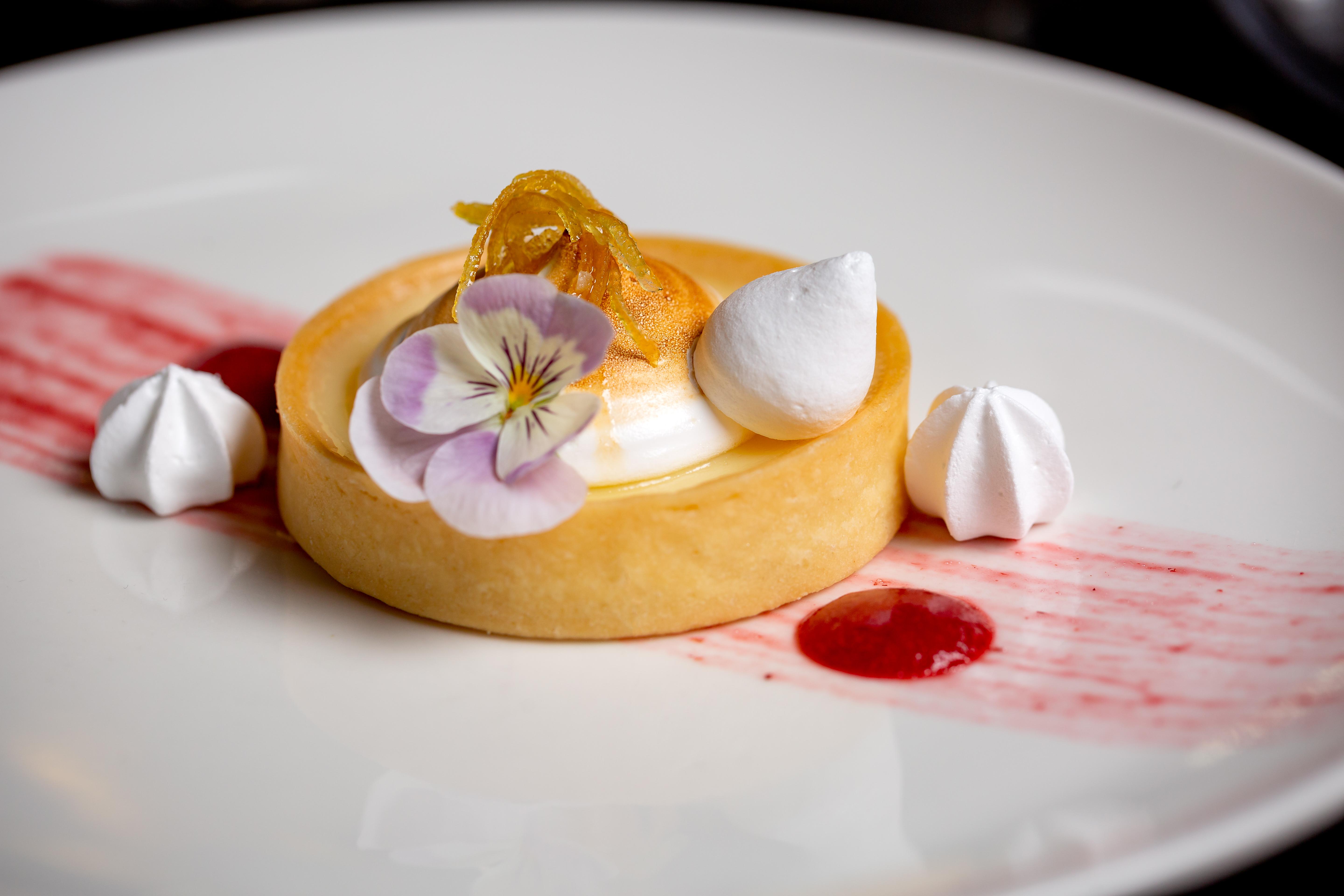 Hotel Park Plaza London Westminster Bridge Esterno foto A dessert at a restaurant